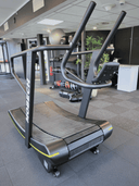 Mobech - Curved Treadmill